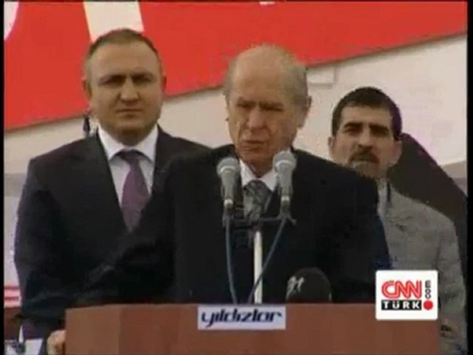Bahçeli Erbakan vefaat edince programını kesti