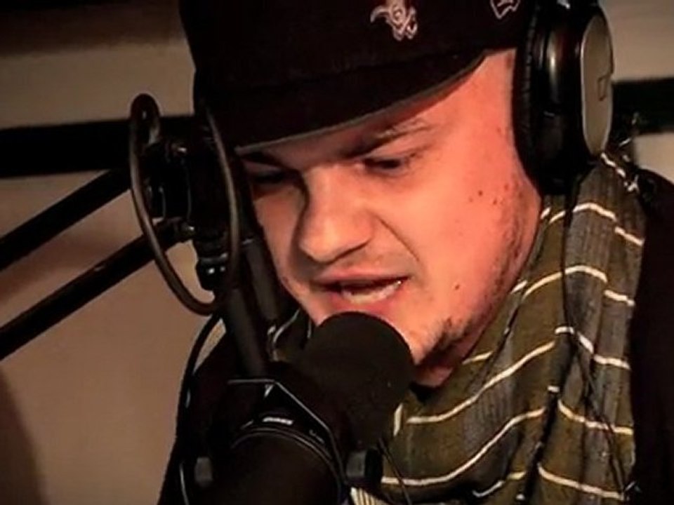 interview artik dans independant day (radio godjo)