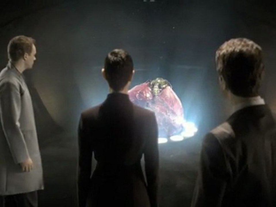 V - 2x10 - Mothers Day - Sneak Peek #5