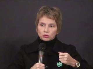Débat Emploi des jeunes : Laurence Parisot (2/6)