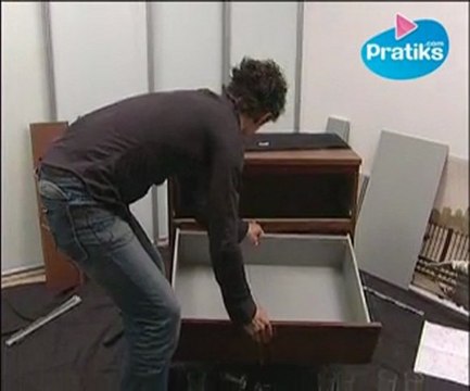 Comment assembler la commode 3 tiroirs MALM d'IKEA - 6/6