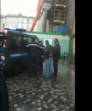 arrestation musclée à Anduze 15mars11