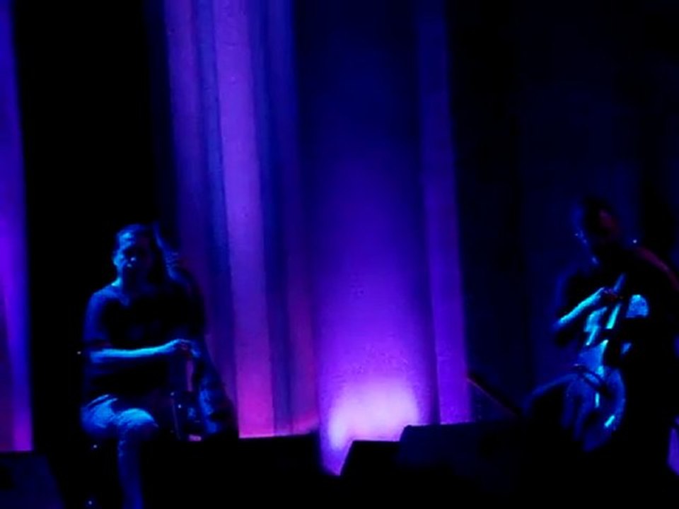 Γιάννης Αγγελάκας - Όπως Ξυπνούν Οι Εραστές