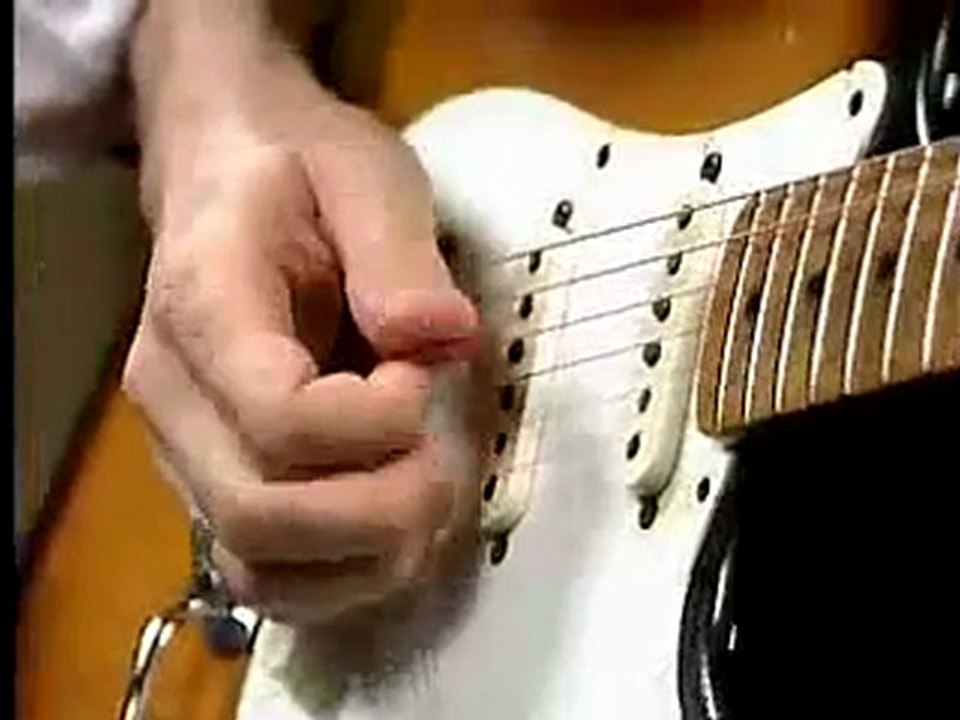 Eric Johnson; Guitar Pick Technics