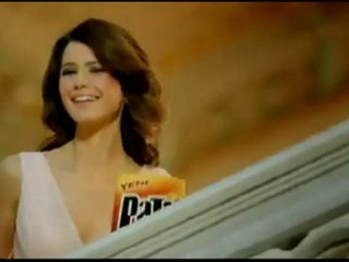 Beren Saat & Patos Rolls Reklami - 2011