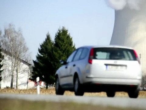 L'Allemagne inquiète va arrêter sept réacteurs nucléaires