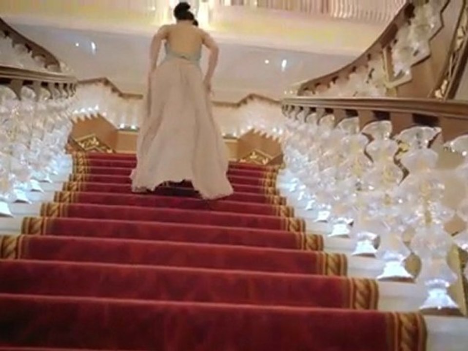 Özcan Deniz - Hayat Arkadaşım Official Video