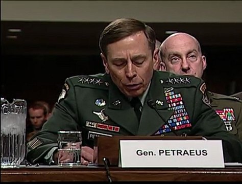 Petraeus : progrès réversibles contre les talibans