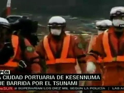 Rescatistas buscan sobrevivientes en Japón