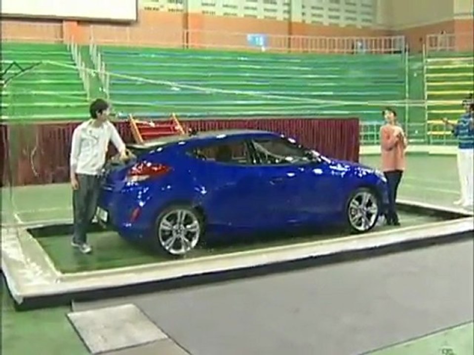 [12/03/2011] Veloster Mission #1 - Bubble Art
