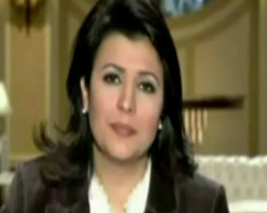 منى تبكى