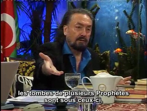 Des Reliques Saintes se trouvent sous les obélisques à Istanbul et les pyramides en Egypte