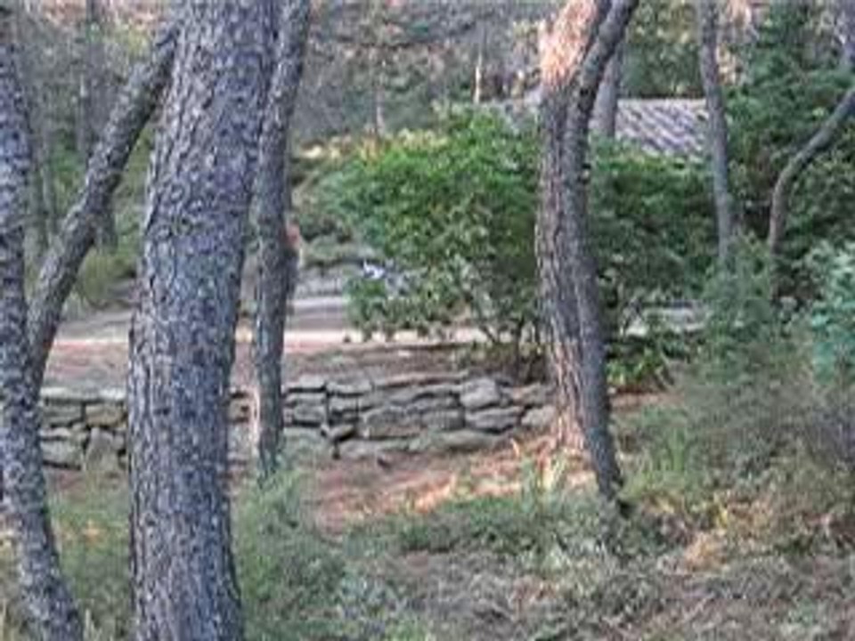 Wall to manual to boite