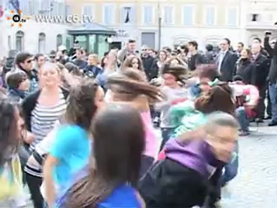 La danza scende in piazza