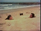 Ek Duje Ke Liye Romantic Scene - Kamal Hasan & Rati Agnihotri On The Beach