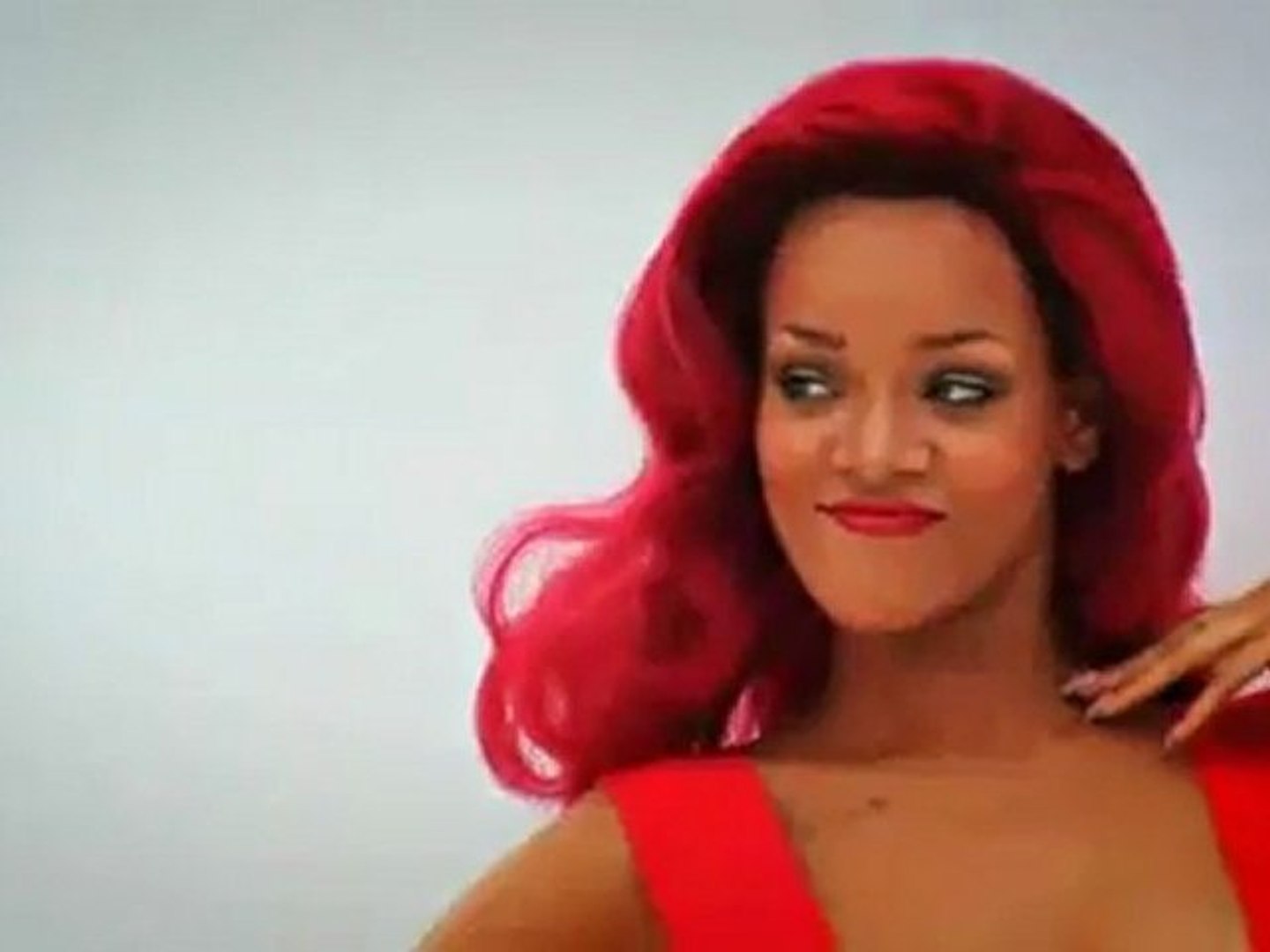 ⁣Rihanna On Vogue's Shape Vogue Diaries (Officiel Video HD)