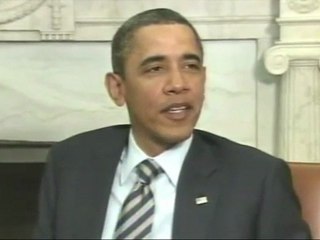 Obama shoos away reporters