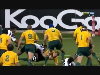 Le saut de Rocky Elsom contre les Iles Fidji