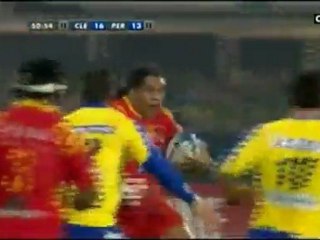 Tuilagi tampon et coup de pied