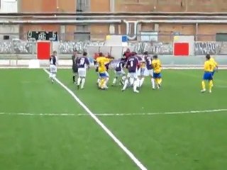 Quand le Foot rencontre le rugby et sa cocotte