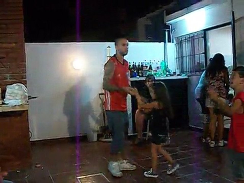 BAILANDO CUARTETO ESTRELLA Y NAWY
