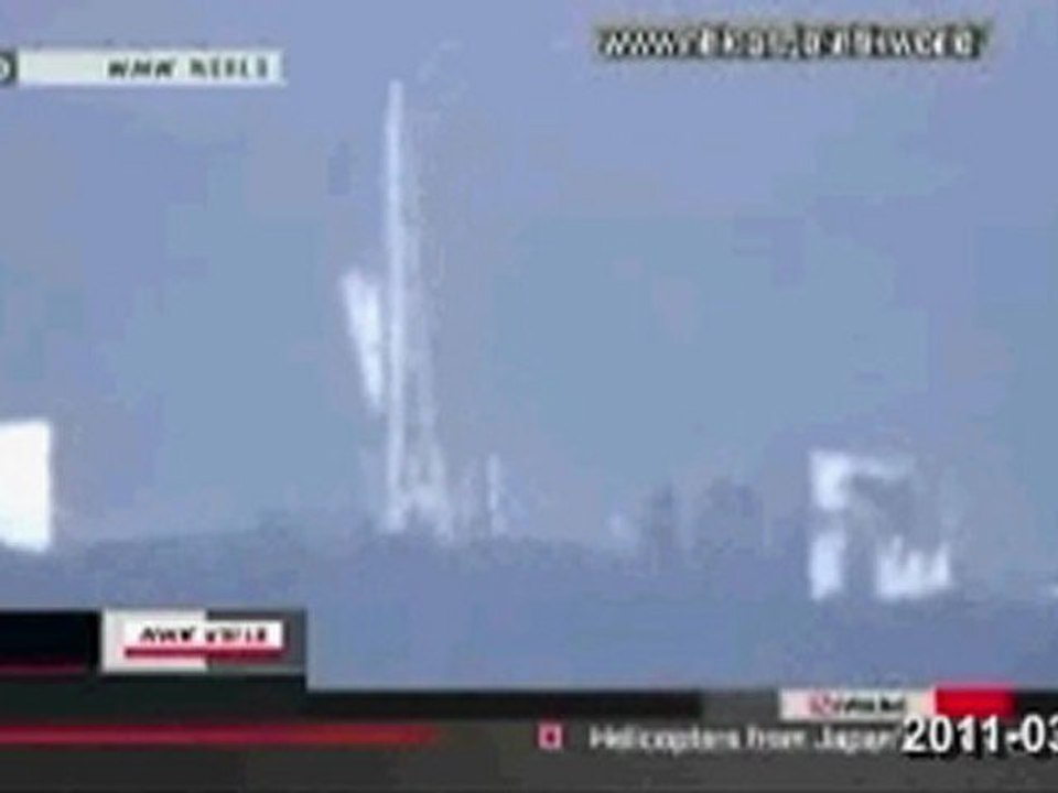 JAPON projection d'eau sur le réacteur n°3