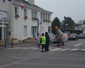 Poules devant mairie