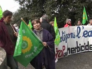 Carces - EELV manifestation pour la qualité de l'eau