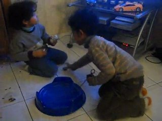 Beyblade metal fusion duo - Anthony et Lucas (el drago vs ultra girl vs bull)