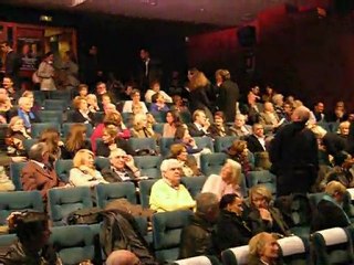 réunion publique UMP au Théâtre le Village - Neuilly (1)