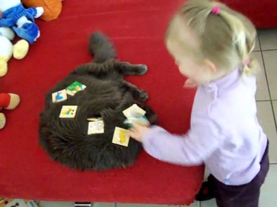 Marion joue avec Bichi