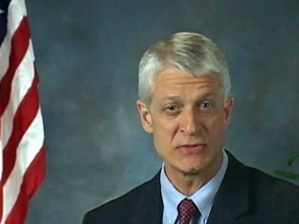 Put common sense citizens in Washington, replace elitist politicians.