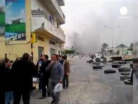 Libya: Benghazi braces for all-out Gaddafi assault