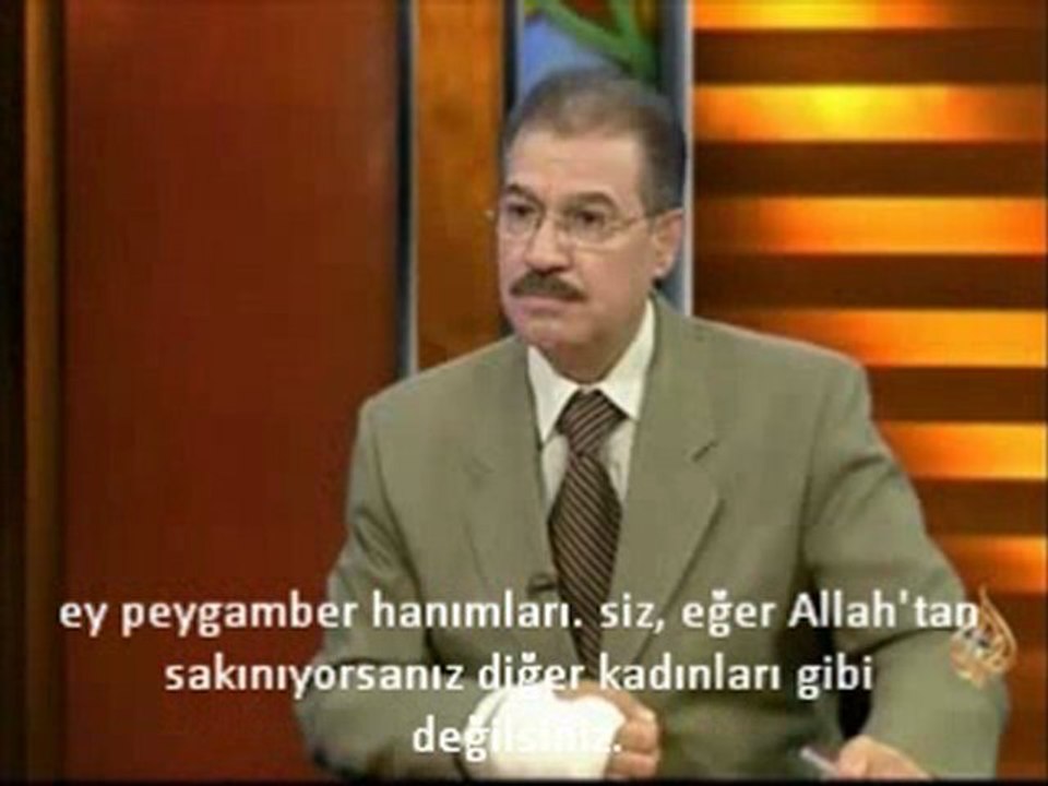 Müslüman Kadın pantolon giyebilir mi? Yusuf el-Karadavi cevaplıyor.