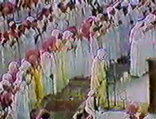 نادر جدا ومؤثر  قنوت الحرم المكي عام 1408هـ -1987 م www.mp3quran.tk