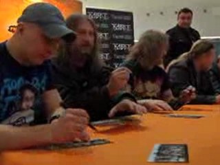 Skupina Kabát v rádiu ČAS a autogramiáda v Avion shopping parku