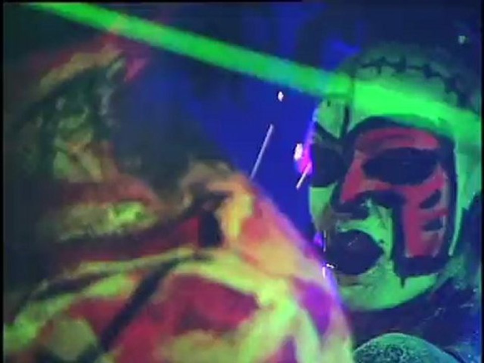 Punish Yourself (Les 4 écluses Dunkerque 2009) part 2