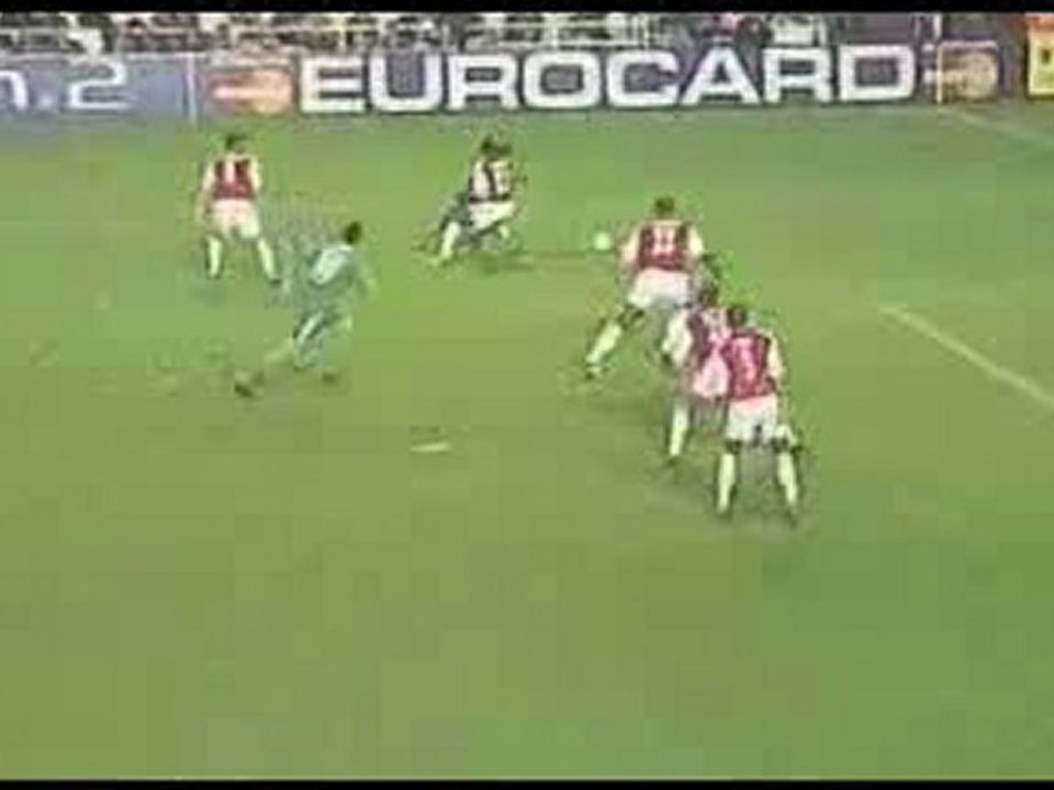 OLISADEBE GOAL - ARSENAL vs PANATHINAIKOS 2001