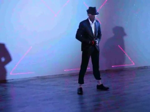 Dangerous de Michael Jackson interprété par Stéphane N'ze Nkala