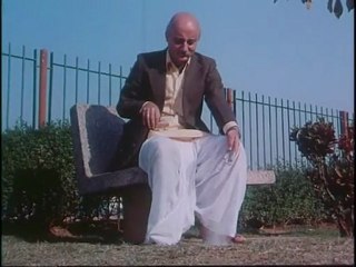 Saaransh - 4/14 - Bollywood Movie - Anupam Kher, Rohini Hattangadi, Nilu Phule, Soni Razdan