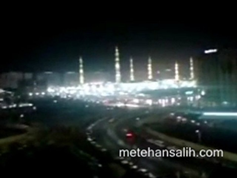 Kabe'de Ezan - metehansalih.com