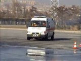 İSAK İleri Sürüş Akademisi Celebi Deli Ambulans Kayma Kontrol
