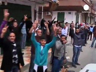 Gaddafi attacks repelled in Benghazi