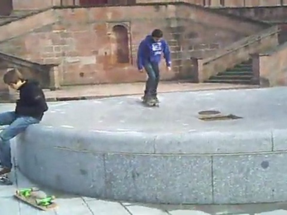 flip loic sur fontaine