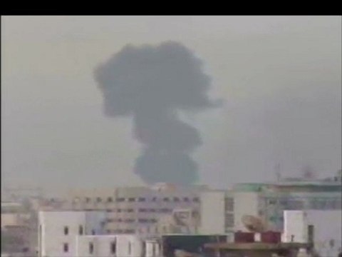 Libia - Gheddafi attacca i ribelli di Bengasi