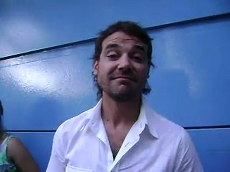 Pedro saluda a Vero, Sofi y Faby - 19 de Marzo 2011