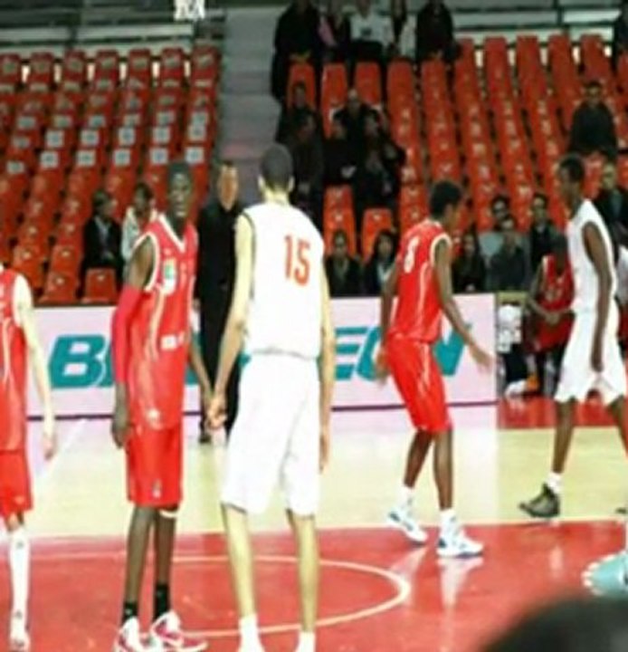 Cholet contre STB Le Havre Espoirs et Pro A 19 mars 2011