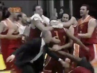 I feel Devotion - Week-6, Charles Smith (Lottomatica Roma) [www.keepvid.com]