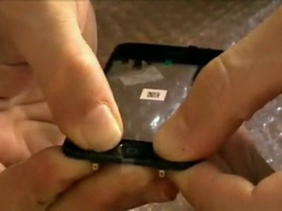 Remplacer l'écran tactile du iPhone 3g - 3gs