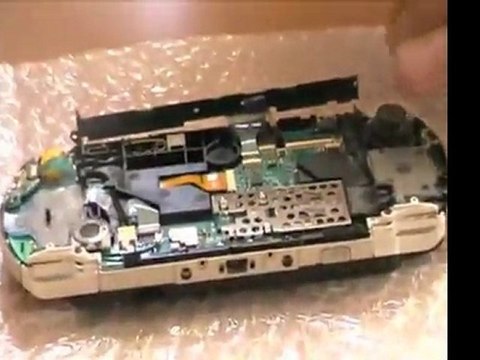 Remplacer l'écran de sa console PSP 3000